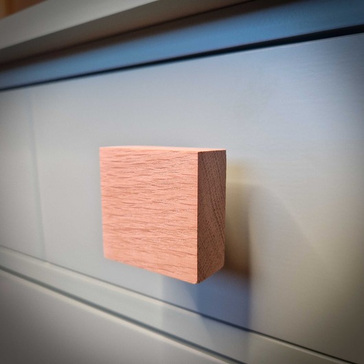 gałki do mebli Drewniane gałki do mebli, kwadrat, kostka