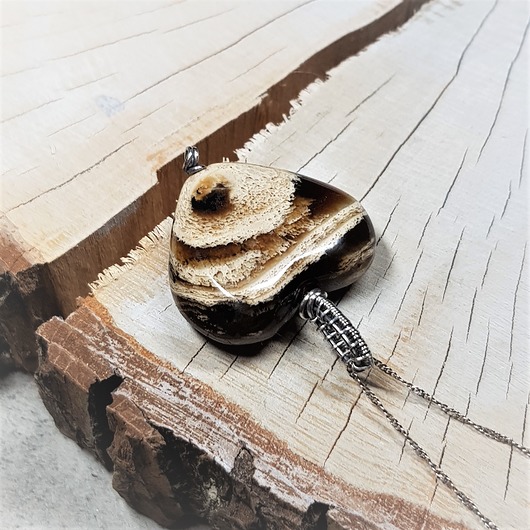 wisiory Serduszko z bursztynu   s119