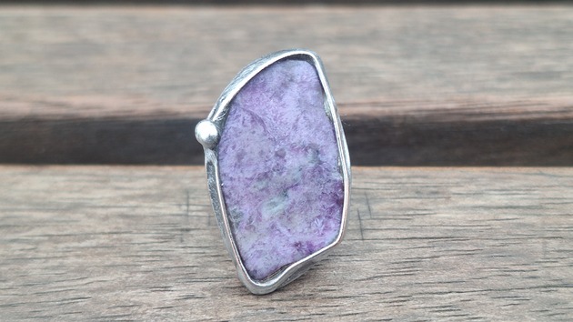 pierścionki - różne Czaroit - pierścionek regulowany