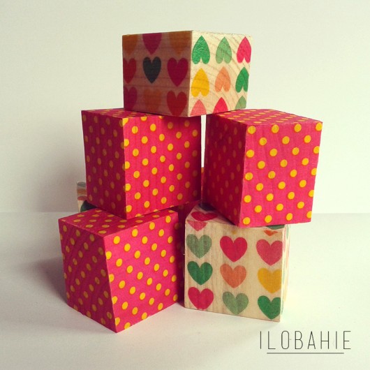  ILOBAHIE_Sześcienne klocki_dekoracja w KROPKI ILOBAHIE