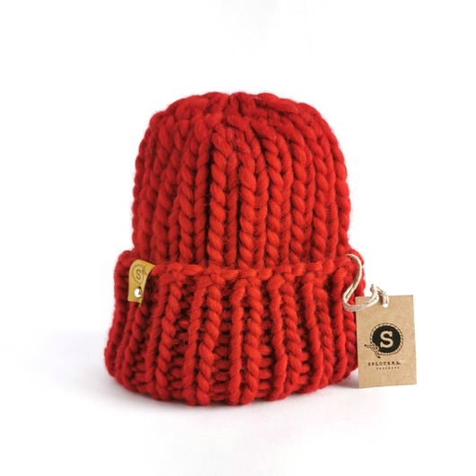 czapki damskie Wełniana czapka zimowa WOOLY czerwona