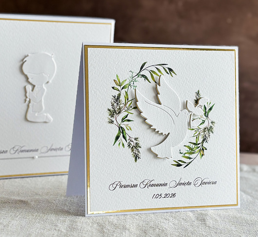 kartki na komunię Kartka na komunię z pudełkiem i kopertą, 105