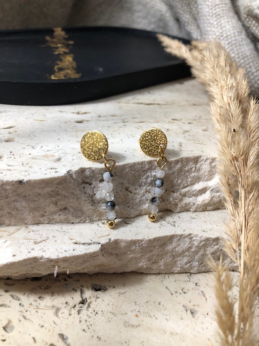 kolczyki z kamieniami Kolczyki kamień księżycowy