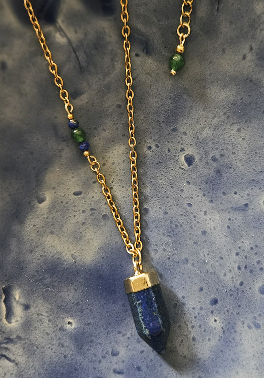 wisiory Naszyjnik z lapis lazuli i jadeitem