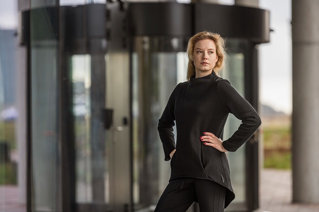 bluza bez kaptura damska Bawełniana bluza bez kaptura NORA czarna