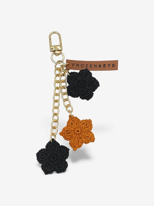 breloki Brelok Trzy Kwiatki - Musztarda i Czerń