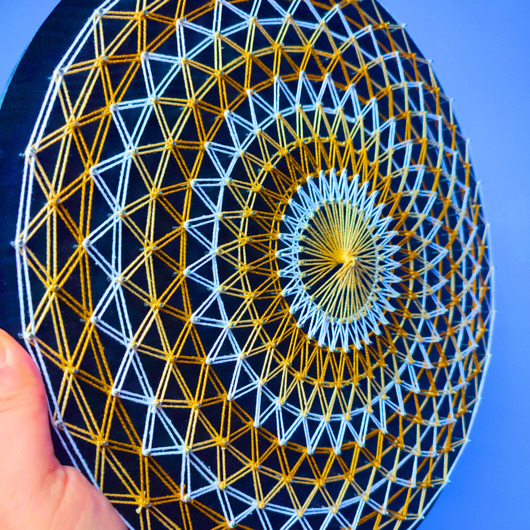 Ozdoby na ścianę Rozeta INFINITY z tutorialem - Zestaw DIY String Art BOX