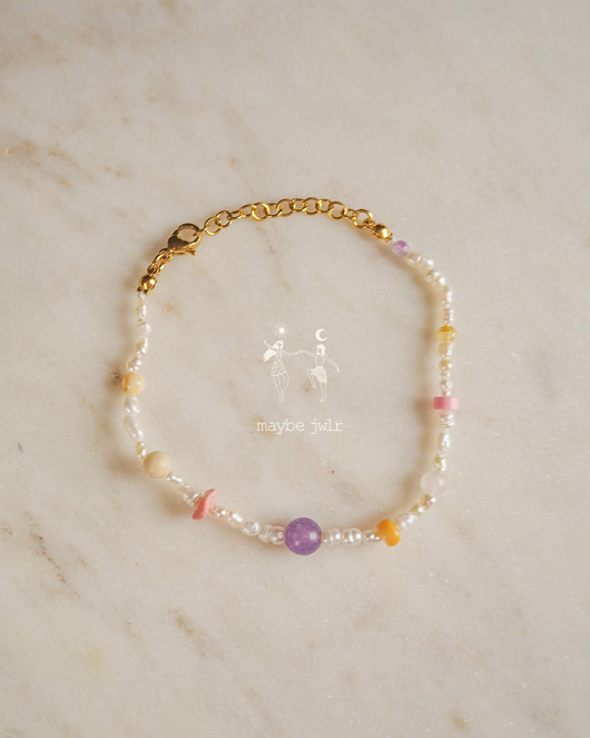 bransoletki z kamieni naturalnych Bransoletka z małych nieregularnych pereł