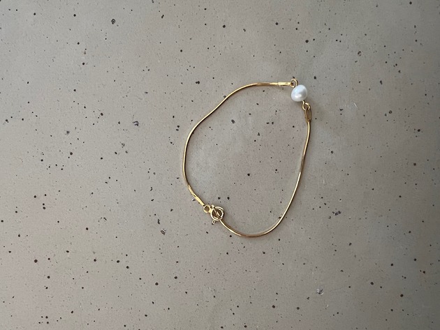 bransoletki złote Bransoletka z małą perłą