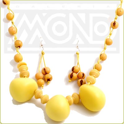 n62 - Komplet z tagua Galeria Macondo