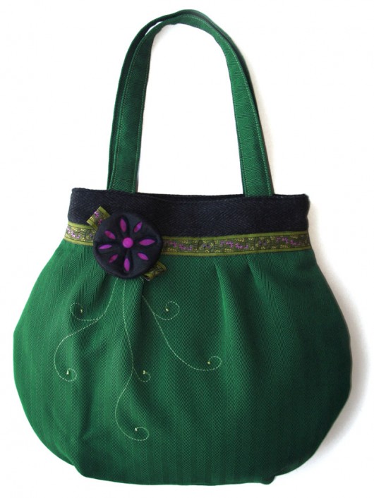 Borba - Rozeta na zieleni borba design