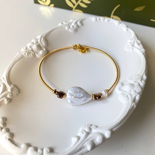 bransoletki - inne Minimalistyczna bransoletka z perłą barokową i hematytem