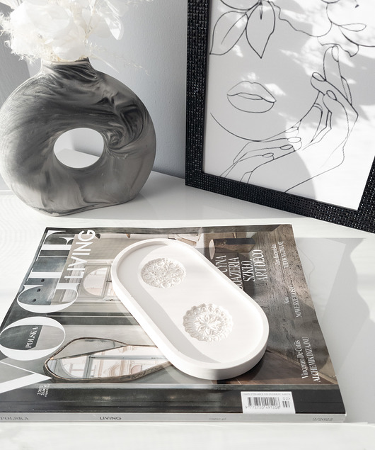 Podstawki pod kadzidełka Podkładka pod biżuterię, świece - kwiaty white