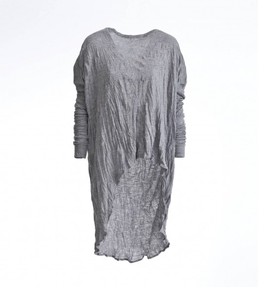 WRINKLE:  cotton black suit  Aga Guz