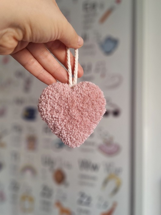 obrazy i plakaty do pokoju dziecięcego Pudrowe Serce do Pokoju Dziecka