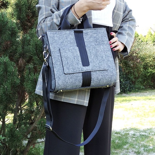 torebki do ręki Designerska torebka - szara - czarny pas - mini