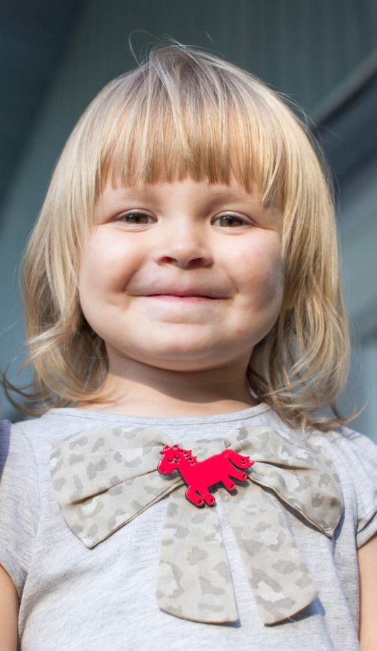 PąPą by Kiuik - czerwony konik  Kiuik pracownia