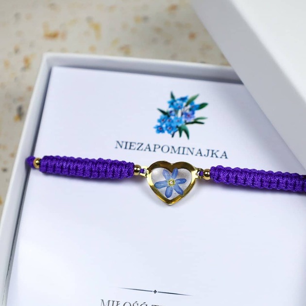 naszyjniki - inne Pleciona bransoletka serce z kwiatem Niezapominajki ciemny fiolet
