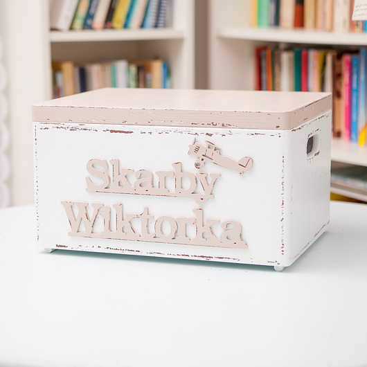 Pudło z samolotem Malandia