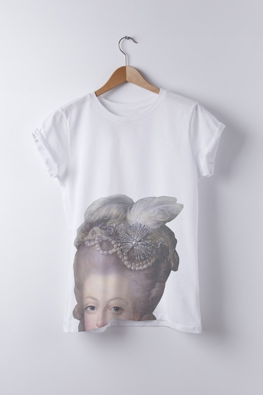 Madame Deficit Tee INNOCENTS London