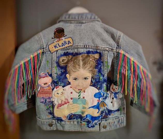 kurtki i płaszcze dla dziewczynki Kurtka jeansowa personalizowana Dzień Dziecka custom