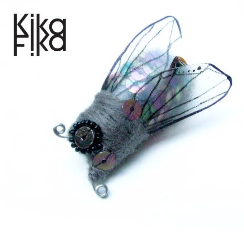 mucha nie siada Kika Fika