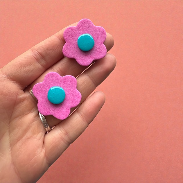 kolczyki z masy plastycznej Kolczyki Kwiatki Pinky