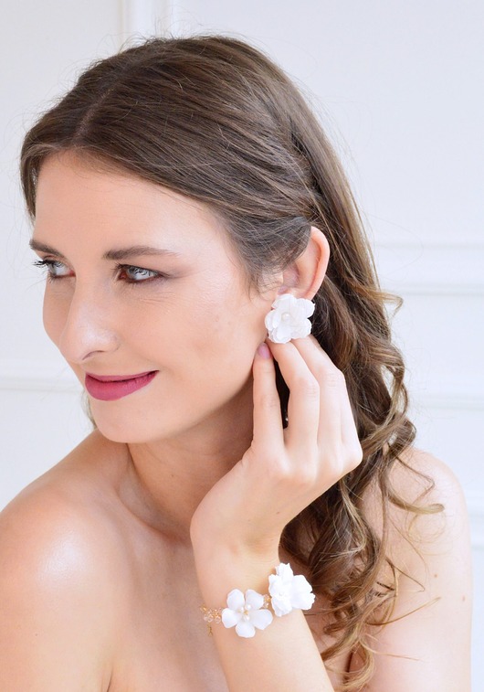 kolczyki pozłacane Kolczyki pozłacane kwiaty z jedwabiu