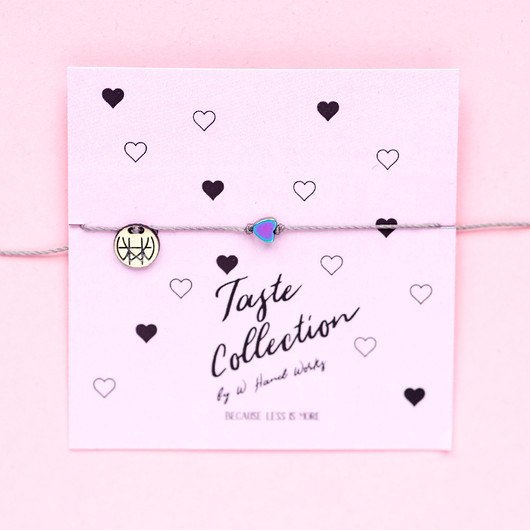 WHW Taste Tiny Rainbow Heart On Grey String w hand works