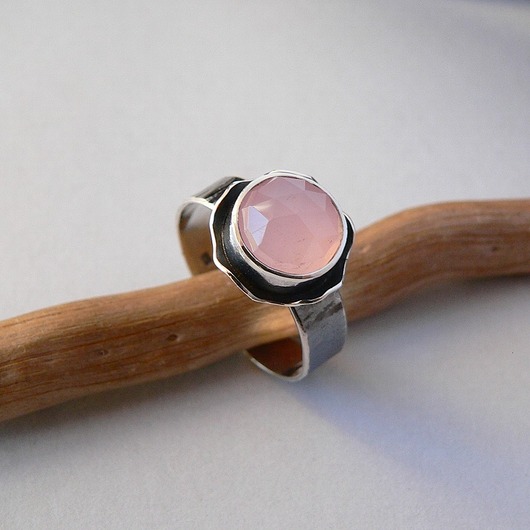 pierścionki srebrne Pierścionek - różowy agat  w falbankach-