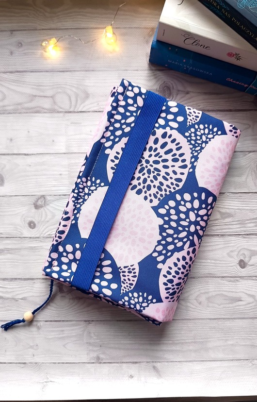 pokrowce i etui - różne Etui otulacz pokrowiec na książkę