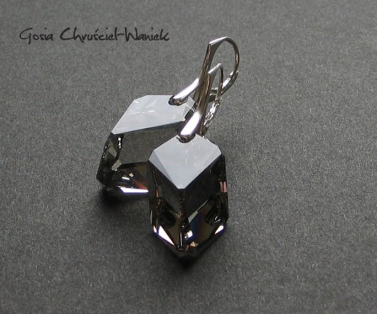 kryształ Swarovski black diamond. Gosia Chruściel-Waniek