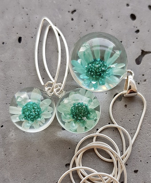 zestaw-dmuchawce w żywicy Grol Jewellery