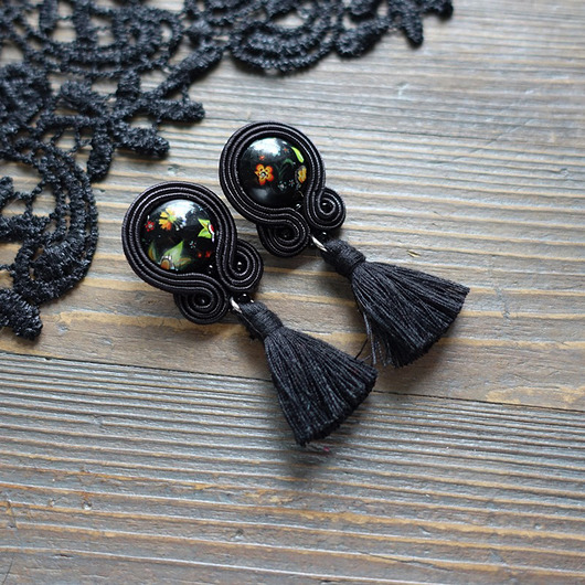 Folkowe kolczyki soutache z chwostami Mró Soutache