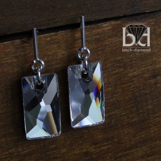 Geometryczny kryształ Swarovski Black Diamond