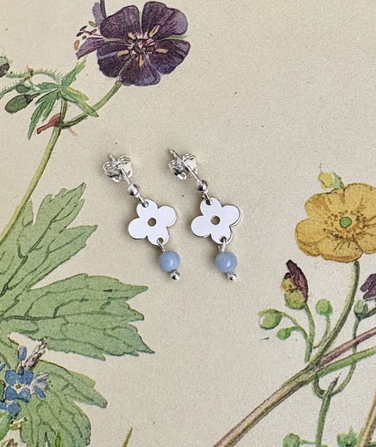 kolczyki srebrne Anemone Sky mini- Sztyfty- Kolekcja 70's vibe