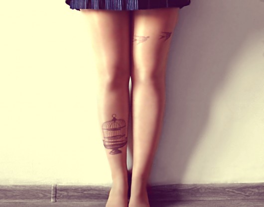 Rajstopy Tattoo Tights - Ucieczka z klatki Kelly at large