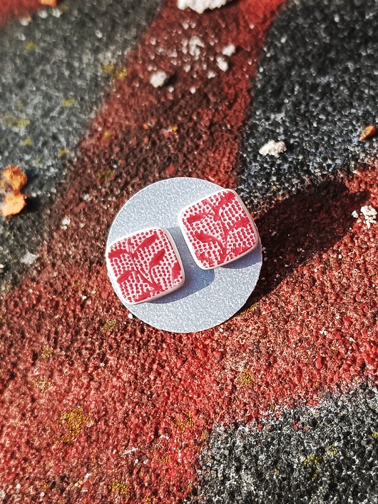 kolczyki ceramiczne Kolczyki ceramiczne w czerwone wzory