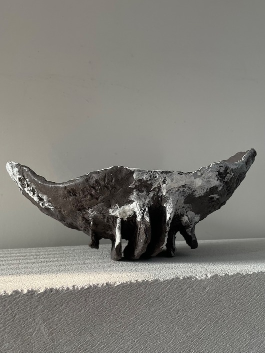 miski i misy Rzeźbiarska misa ceramiczna / obiekt artystyczny