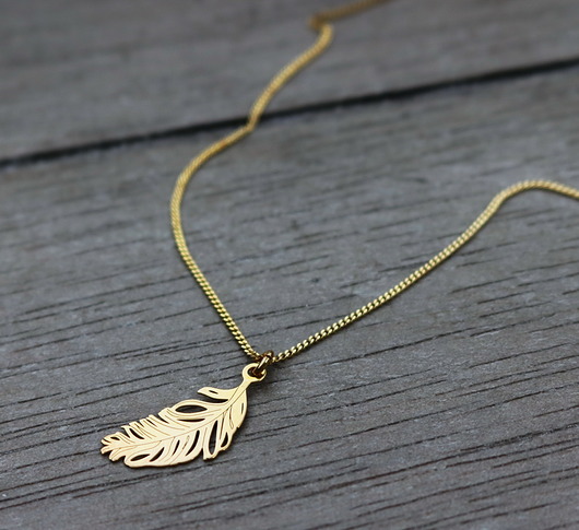 NASZYJNIK SREBRO 925 Z PIÓRKIEM Coccola JEWELLERY