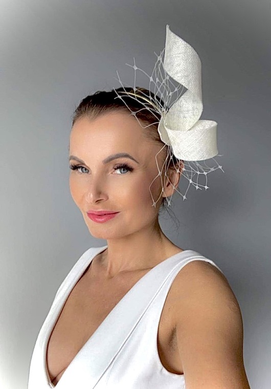 Ślubne ozdoby do włosów Fascynator ślubny okazjonalny /oraz inne kolory