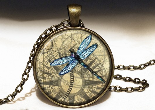 Medalion Ważka w duchu steampunk EGGinEGG