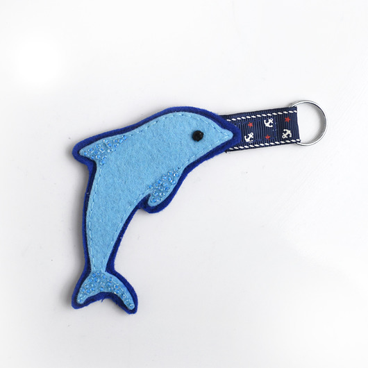 Brelok Delfin Tulis