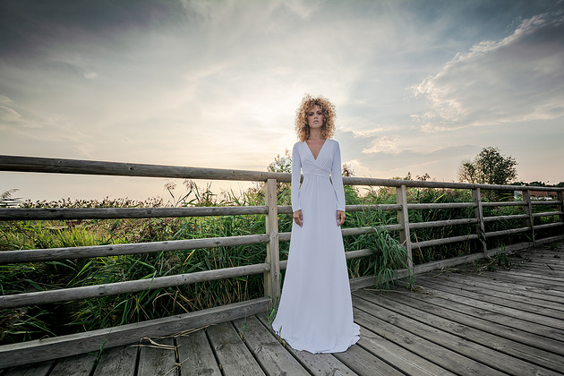 MAGDALENA Maxi HYPNOTIC WHITE milita nikonorov