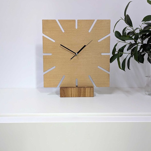 zegary Kwadratowy Minimalistyczny Drewniany Zegar na Drewnianej Podstawce