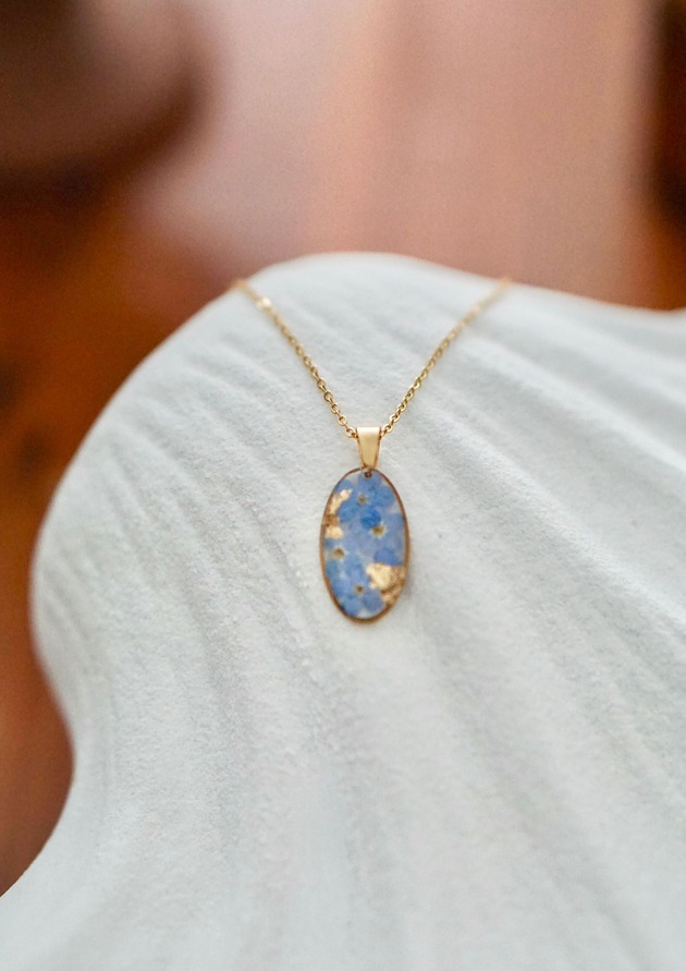 złote naszyjniki Naszyjnik z niezapominajkami