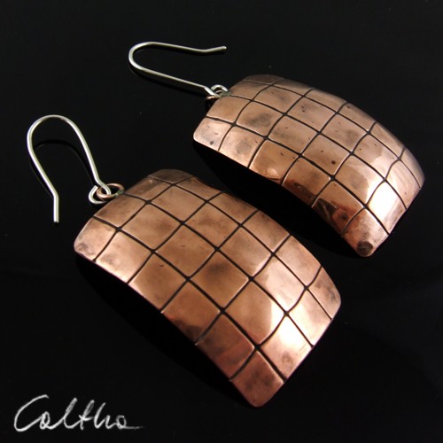 Kratkowane II Caltha