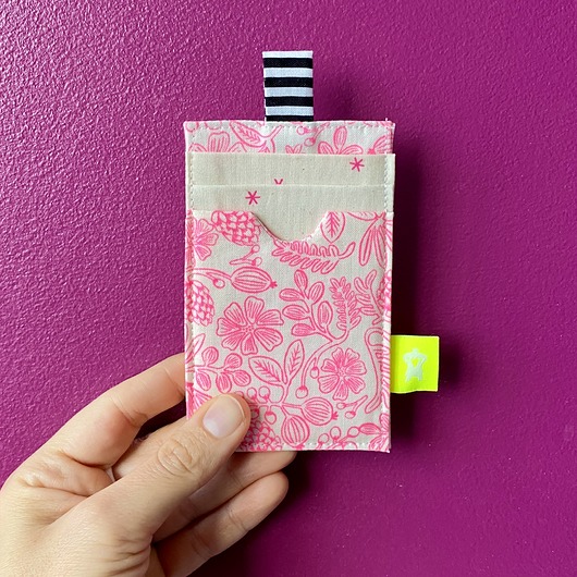 portfele damskie Neon Meadow 2 Etui