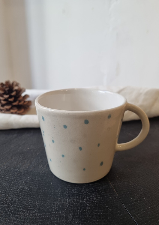 kubki Kubek ceramiczny ręcznie malowany KROPKI