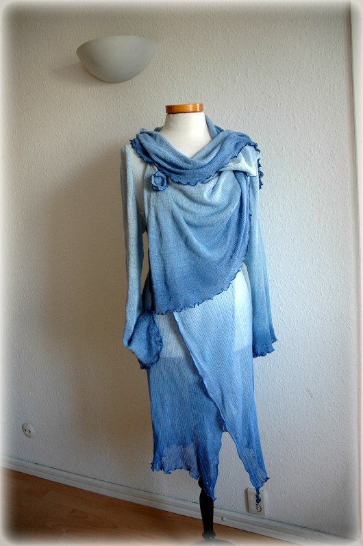 Blue Asymetrical  Cardigan malowane lnem